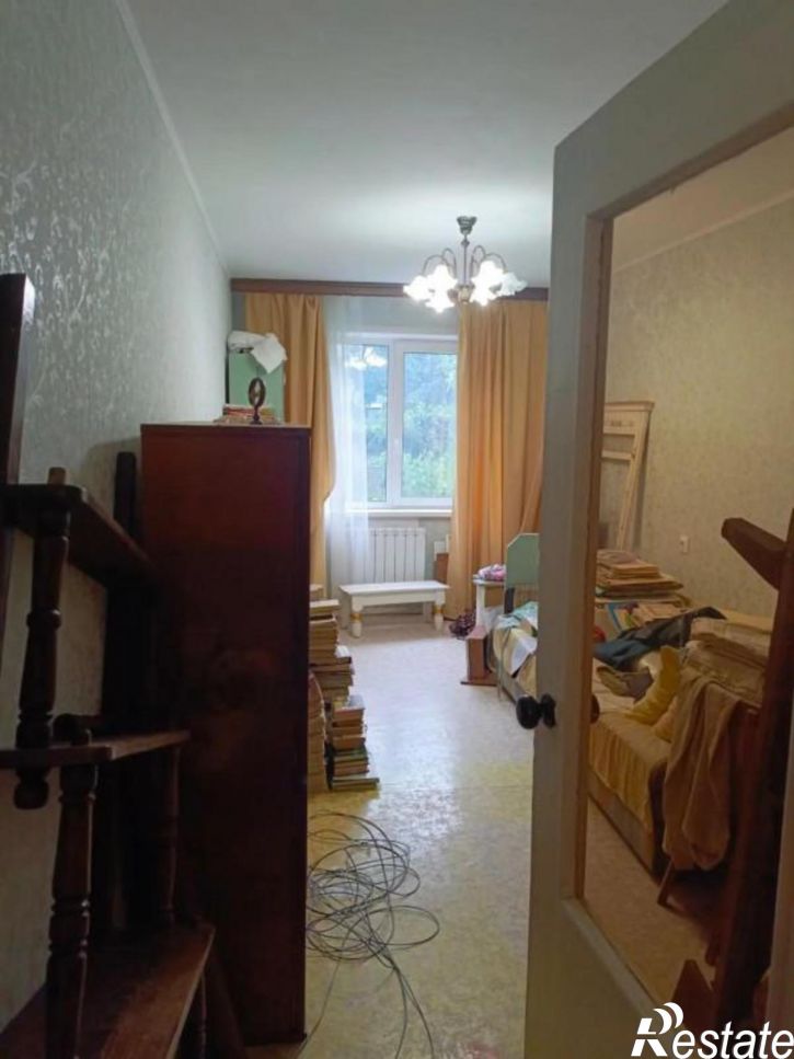 3-комн квартира Комсомольская, 42