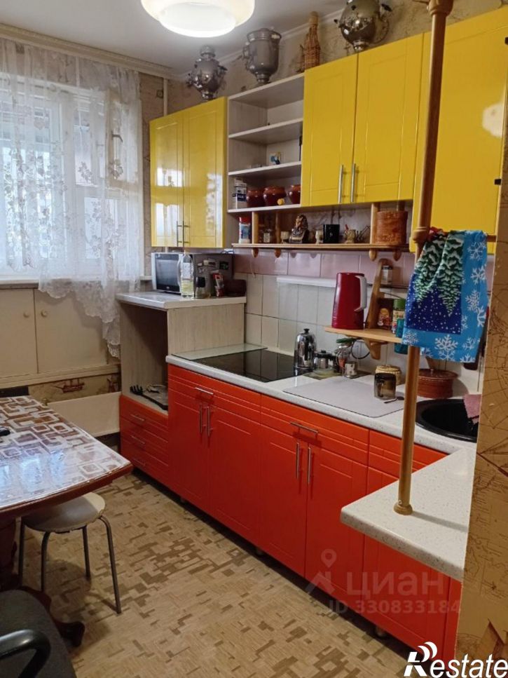 3-комн квартира ул Гидротехническая, 32,  д. 32