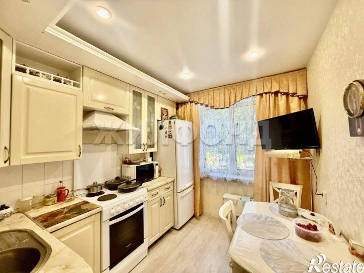 3-комн квартира Тополиная улица, д.15