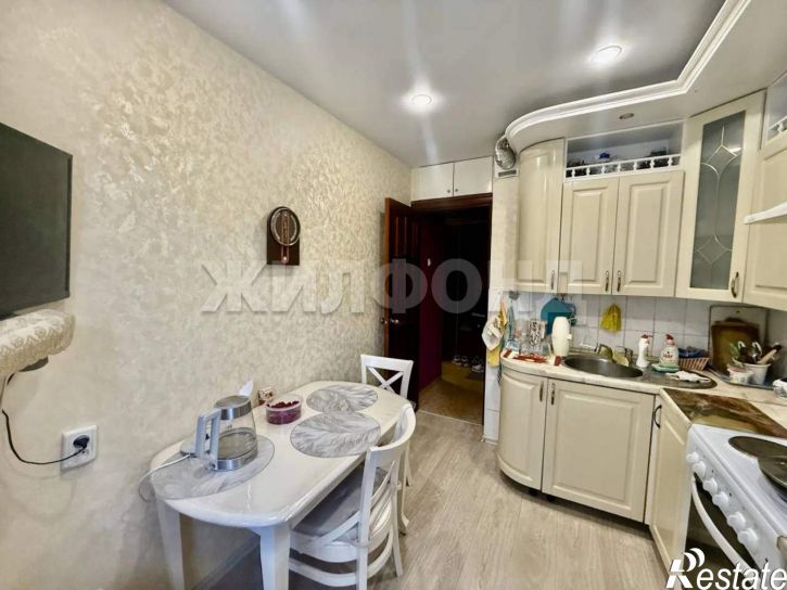 3-комн квартира Тополиная улица, д.15