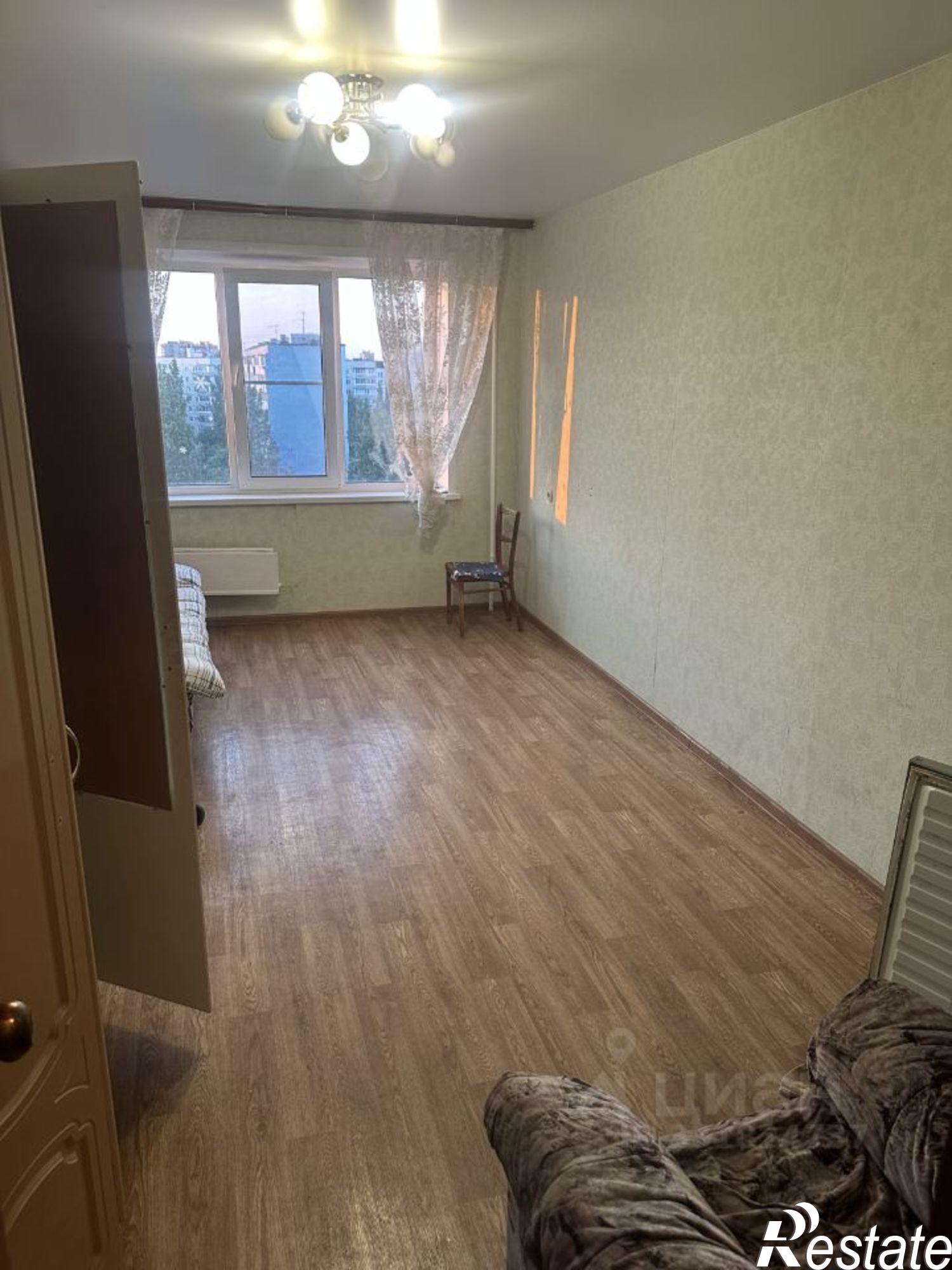 Сдать комнату за 12 000 рублей на б-р Гая, 15