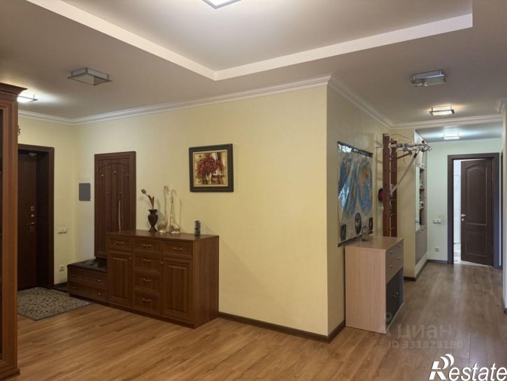 4-комн квартира ул Маршала Жукова, 16,  д. 16