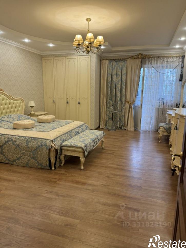 4-комн квартира ул Маршала Жукова, 16,  д. 16