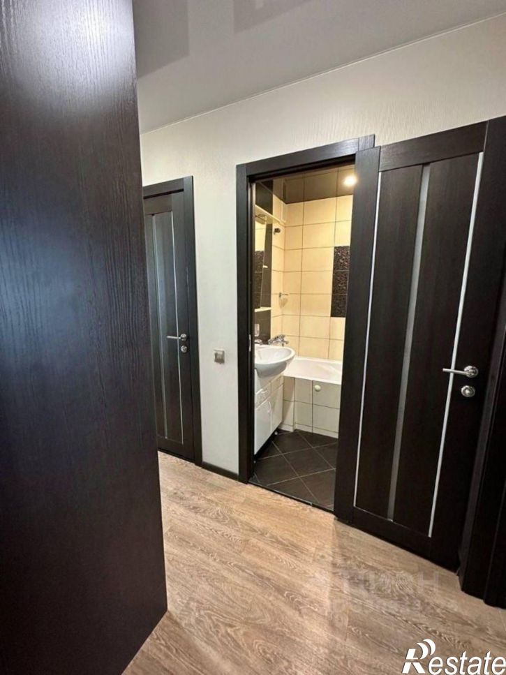 3-комн квартира б-р Луначарского, 9,  д. 9