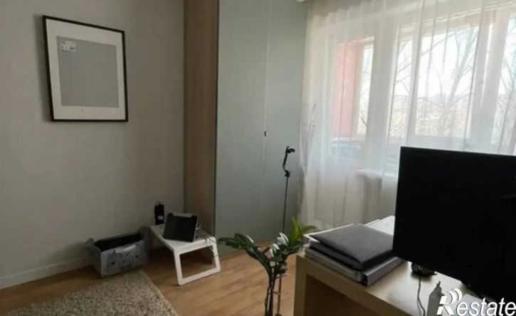 2-комн квартира б-р Космонавтов, 12,  д. 12