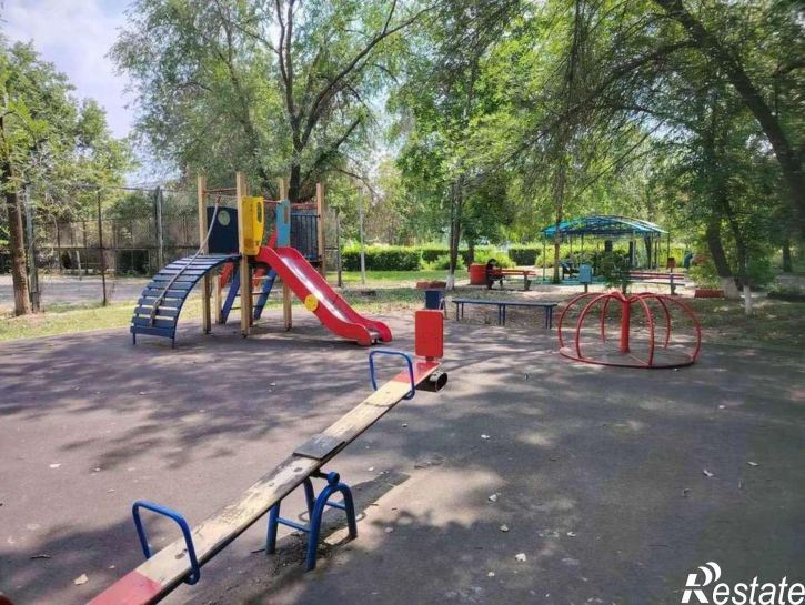 1-комн квартира 40 лет Победы улица, 114