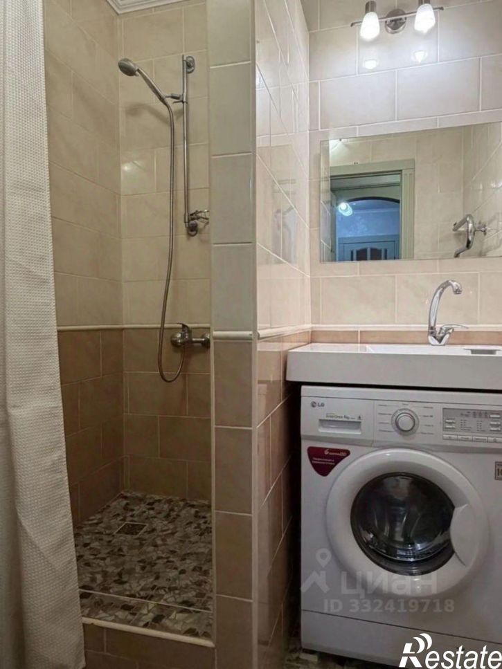 2-комн квартира б-р Луначарского, 21,  д. 21