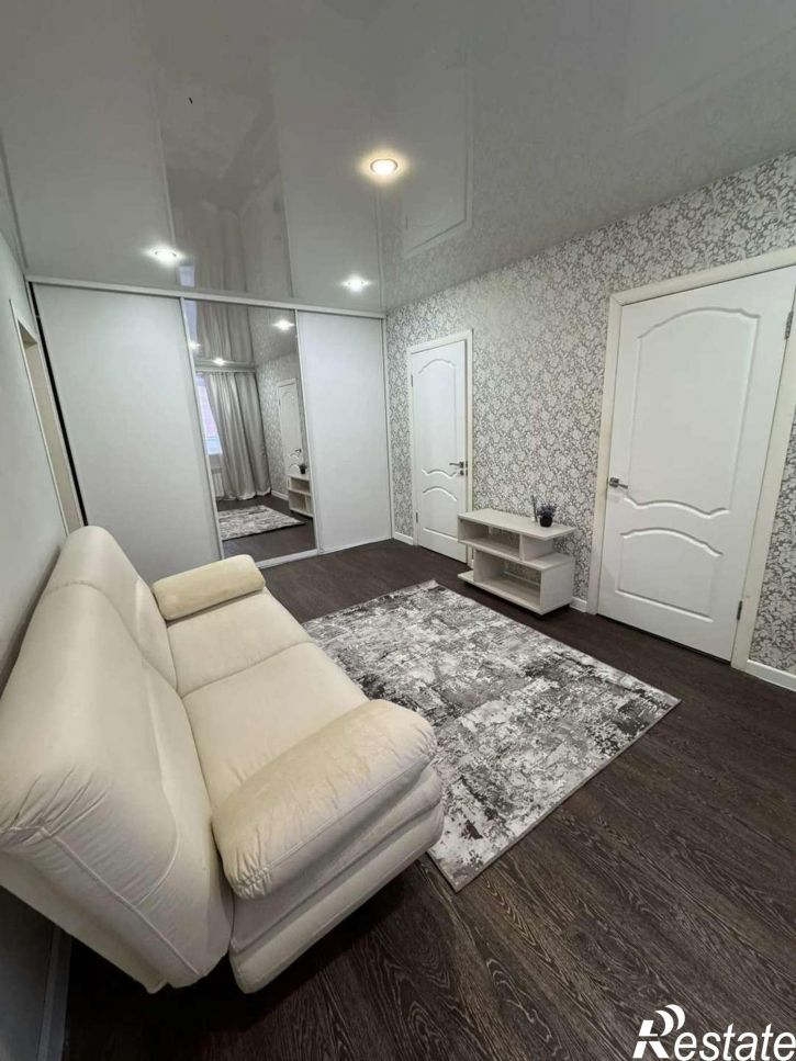 4-комн квартира Зеленая улица, 4