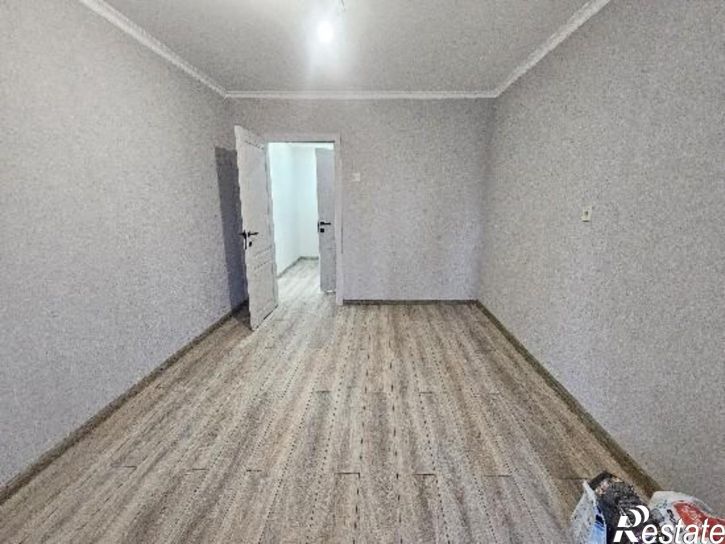 3-комн квартира Свердлова, 4