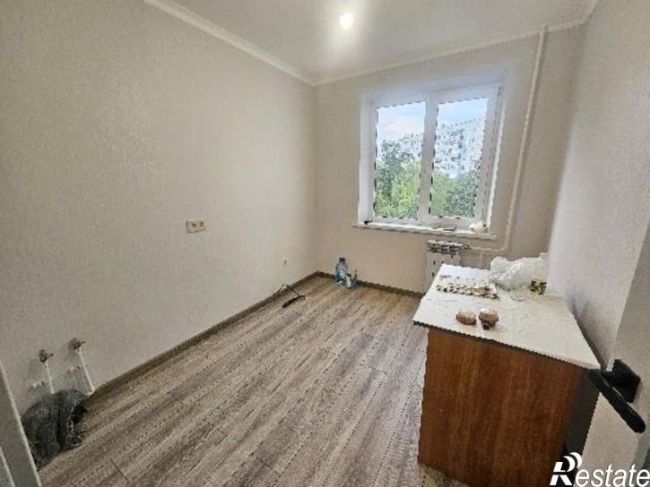 3-комн квартира Свердлова, 4