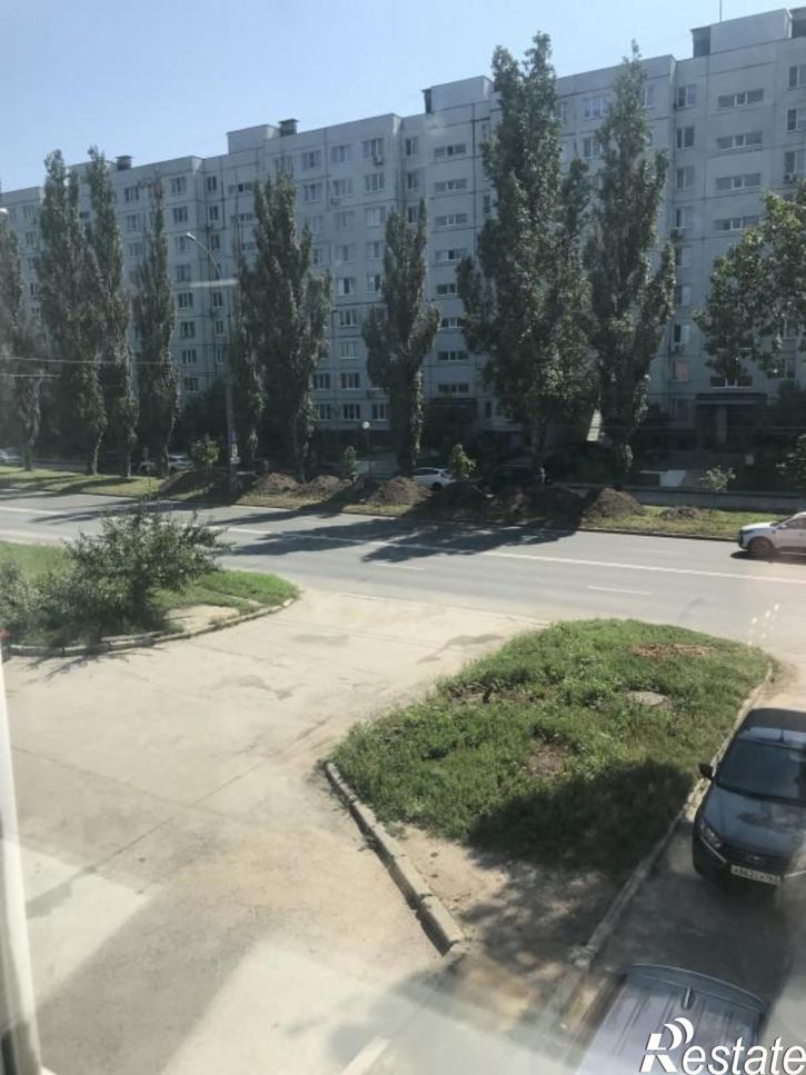Офис Дзержинского, 70