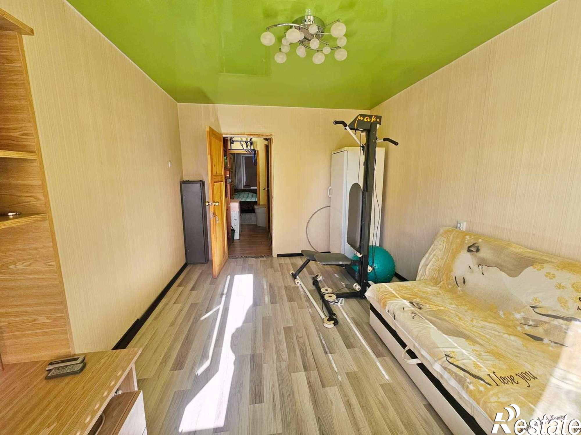 Купить квартиру за 6 386 000 рублей на Матросова улица, 12