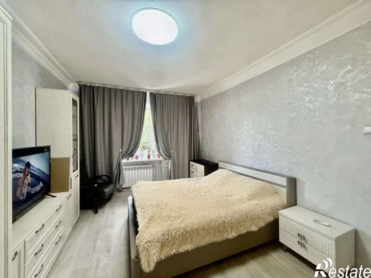 2-комн квартира Республиканская улица, 4