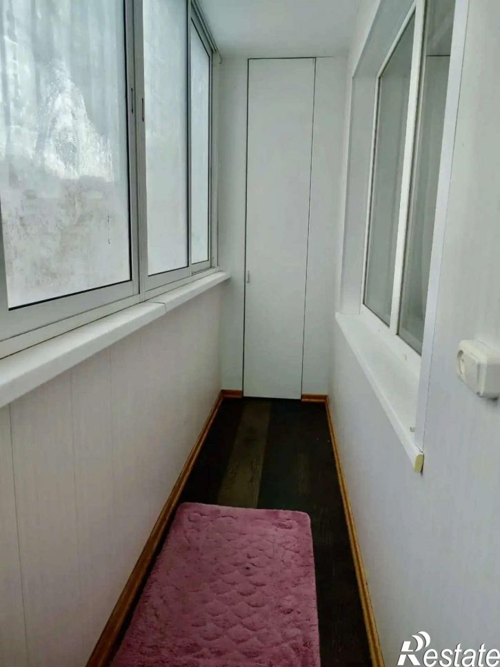 4-комн квартира Автостроителей улица, 24