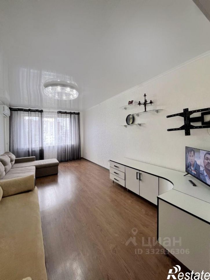 3-комн квартира ул Толстого, 20,  д. 20