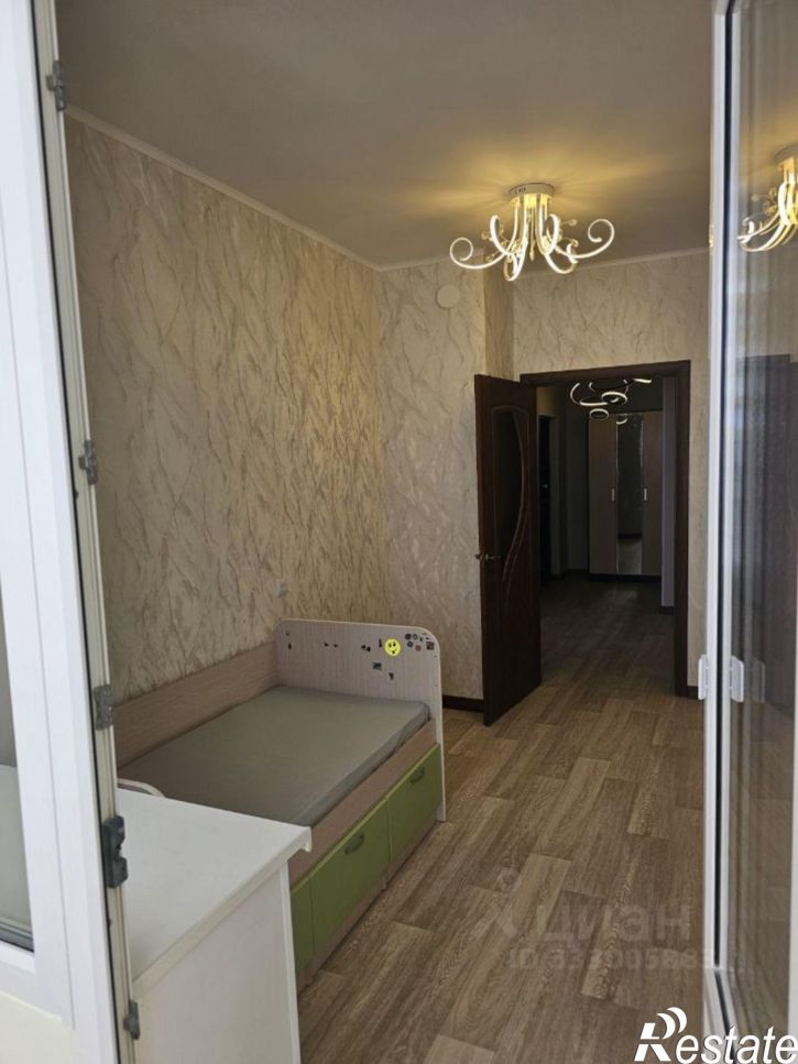 3-комн квартира ул 70 лет Октября, 50,  д. 50