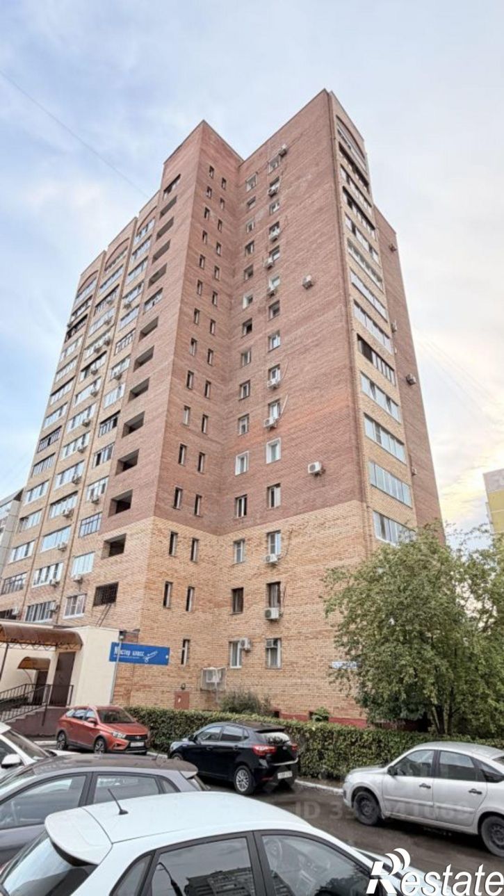 2-комн квартира ул 70 лет Октября, 15,  д. 15