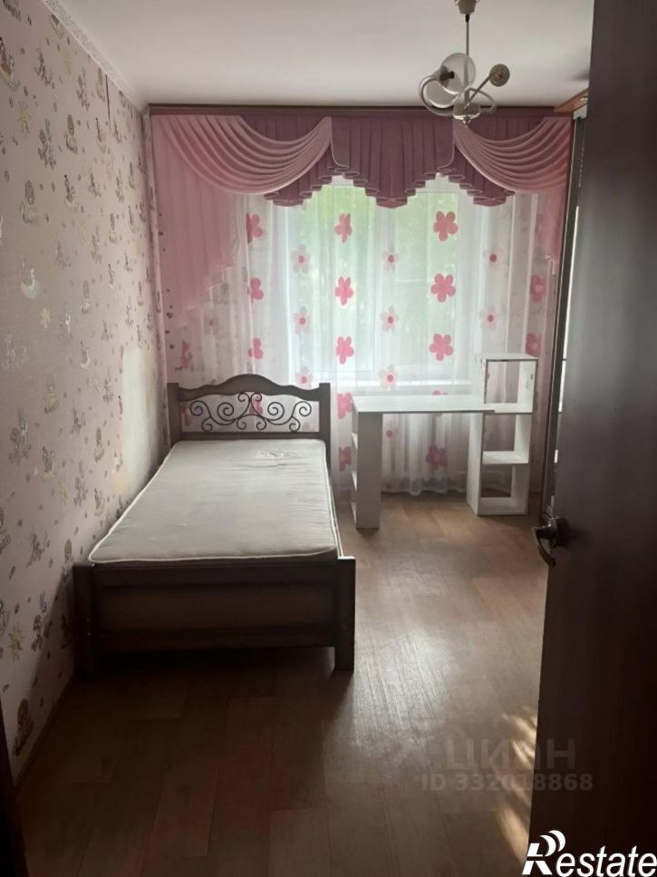 2-комн квартира ул Есенина, 4,  д. 4