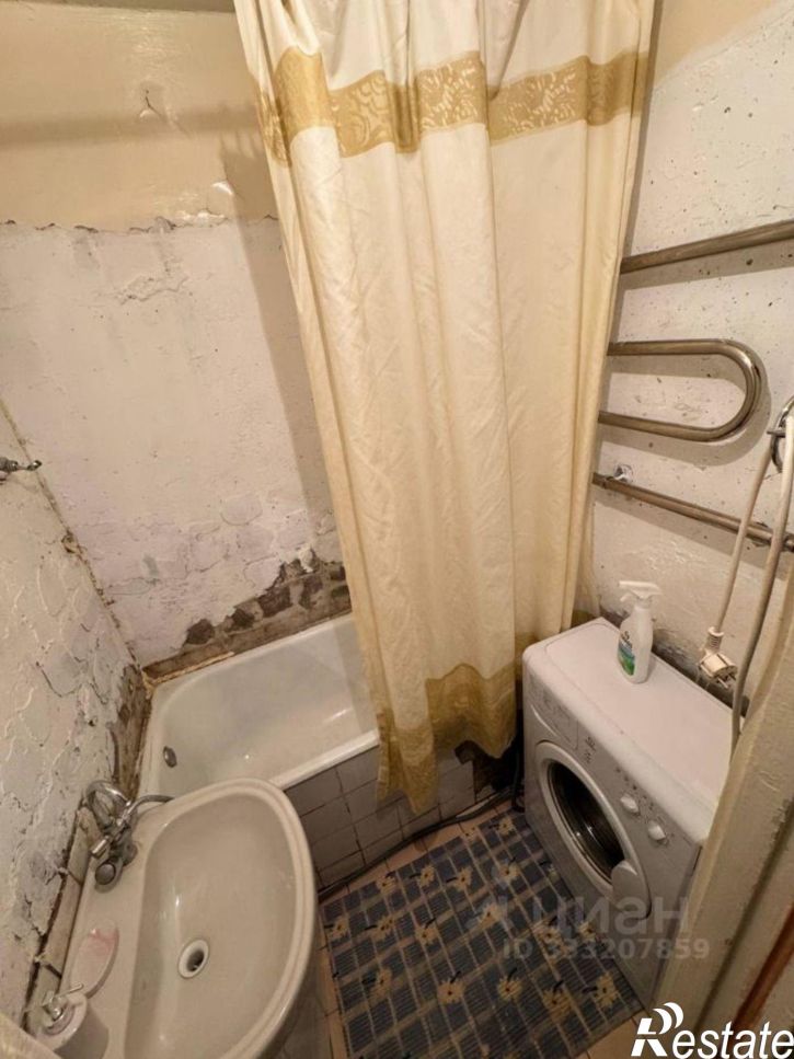 2-комн квартира Приморский б-р, 14,  д. 14