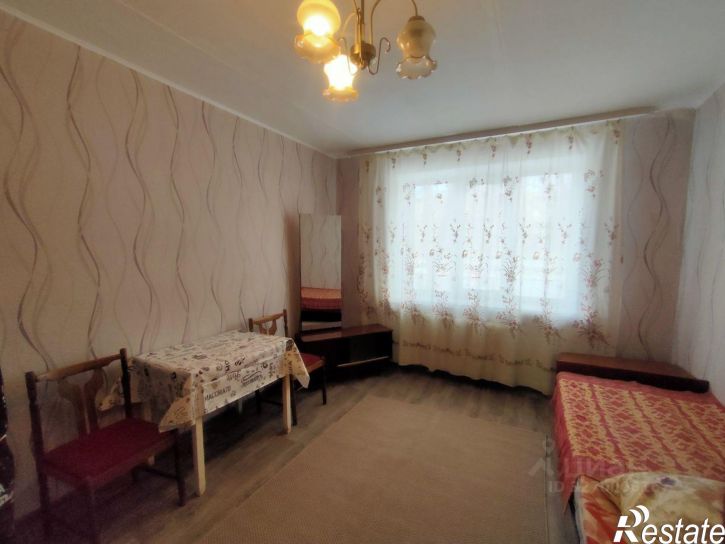 Комната б-р 50 лет Октября, 73,  д. 73