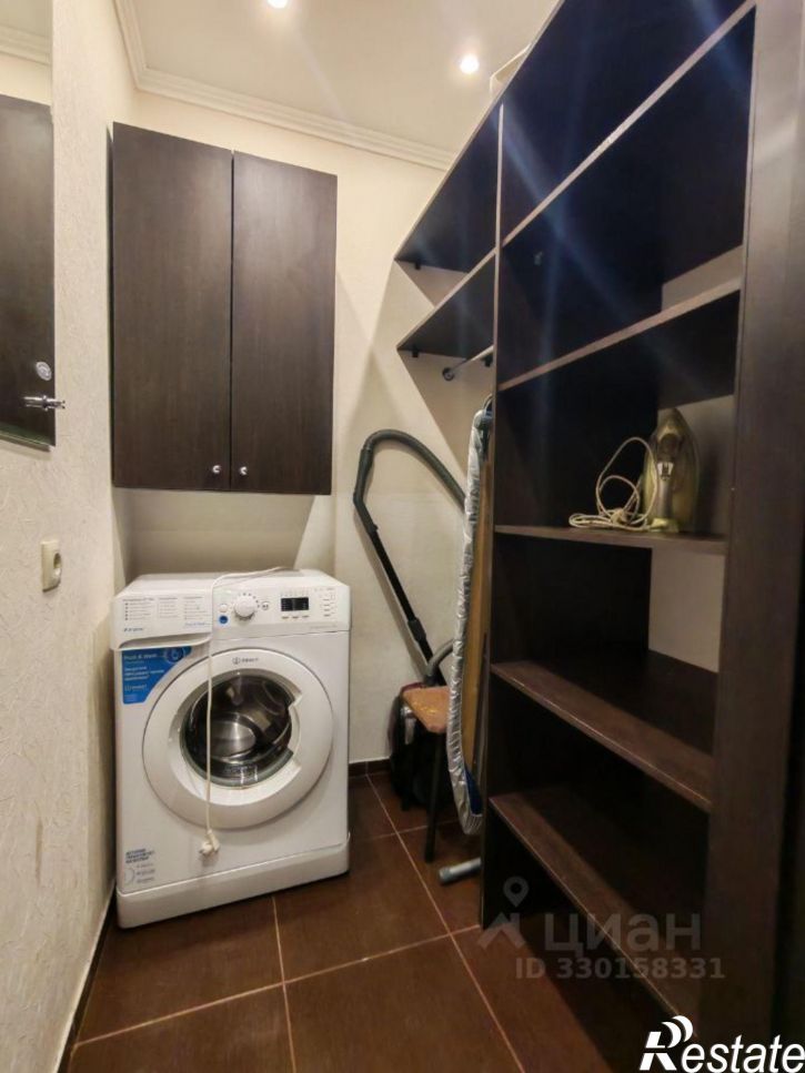 3-комн квартира ул Офицерская, 17,  д. 17