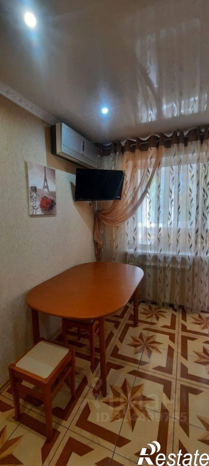 3-комн квартира б-р Луначарского, 4,  д. 4