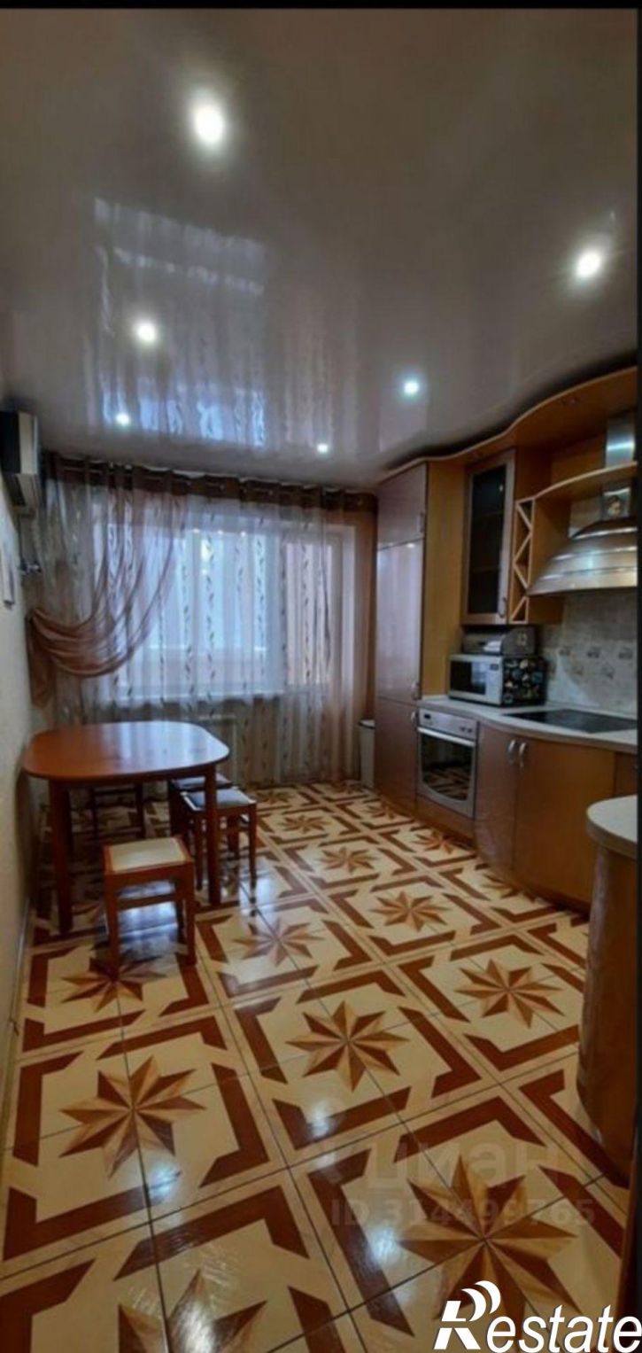 3-комн квартира б-р Луначарского, 4,  д. 4