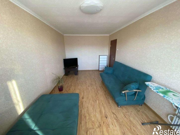 2-комн квартира Автостроителей улица, 38