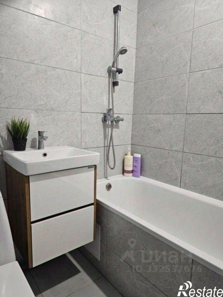 2-комн квартира ул Толстого, 21,  д. 21