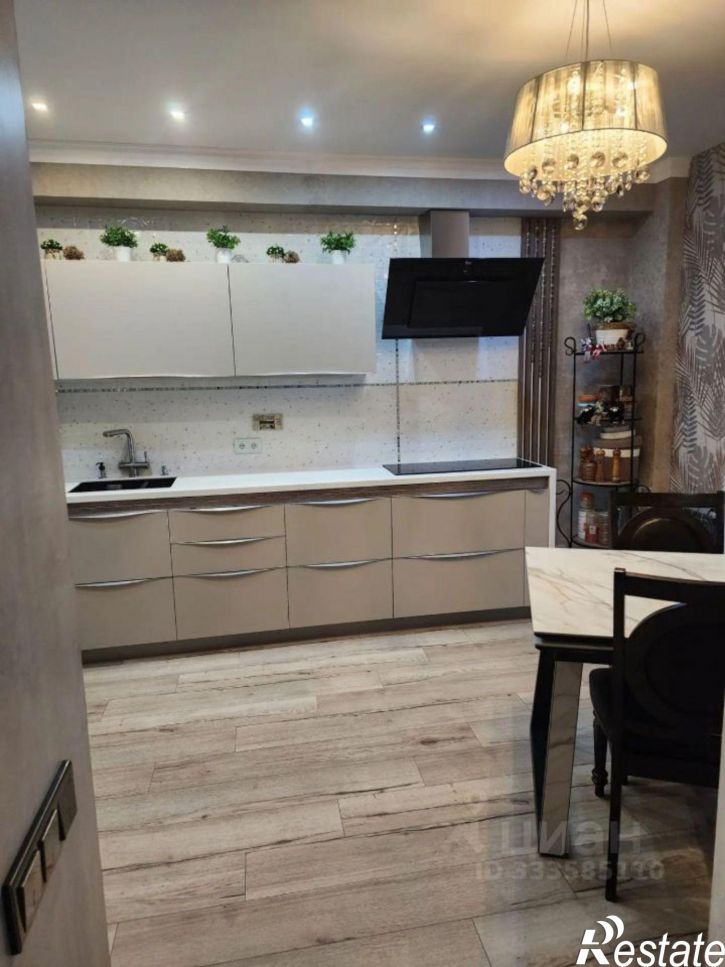 3-комн квартира ул Офицерская, 19,  д. 19