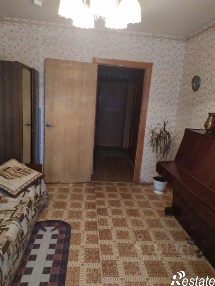 3-комн квартира улица Баныкина, 40,  д. 40