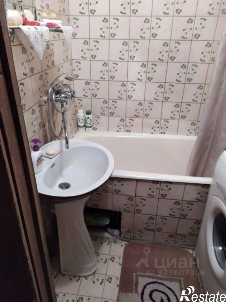 3-комн квартира улица Баныкина, 40,  д. 40