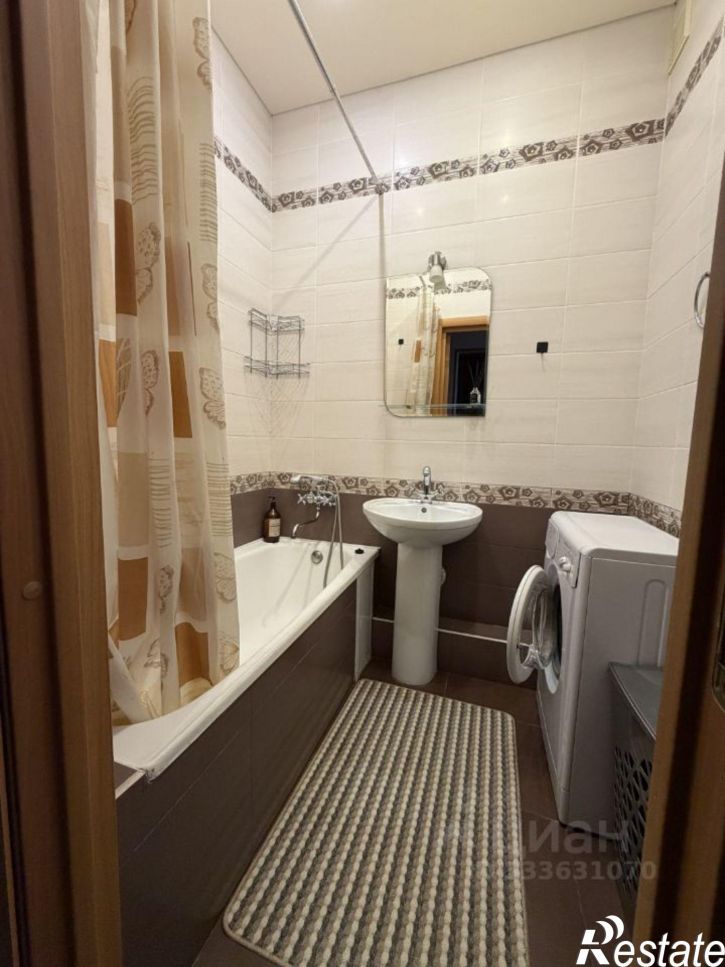 2-комн квартира проспект Степана Разина, 90,  д. 90
