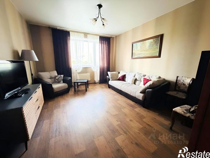 2-комн квартира проспект Степана Разина, 90,  д. 90