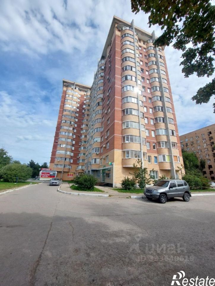 2-комн квартира Революционная улица, 11Б,  д. 11Б