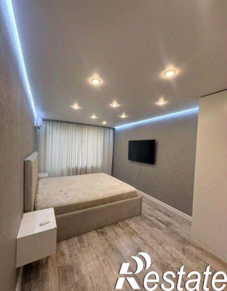 3-комн квартира Приморский бульвар, 18,  д. 18