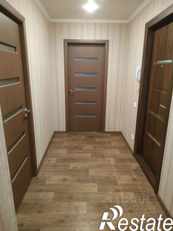 2-комн квартира улица Автостроителей, 27,  д. 27