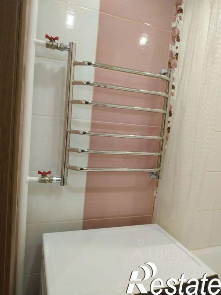 2-комн квартира улица Автостроителей, 27,  д. 27