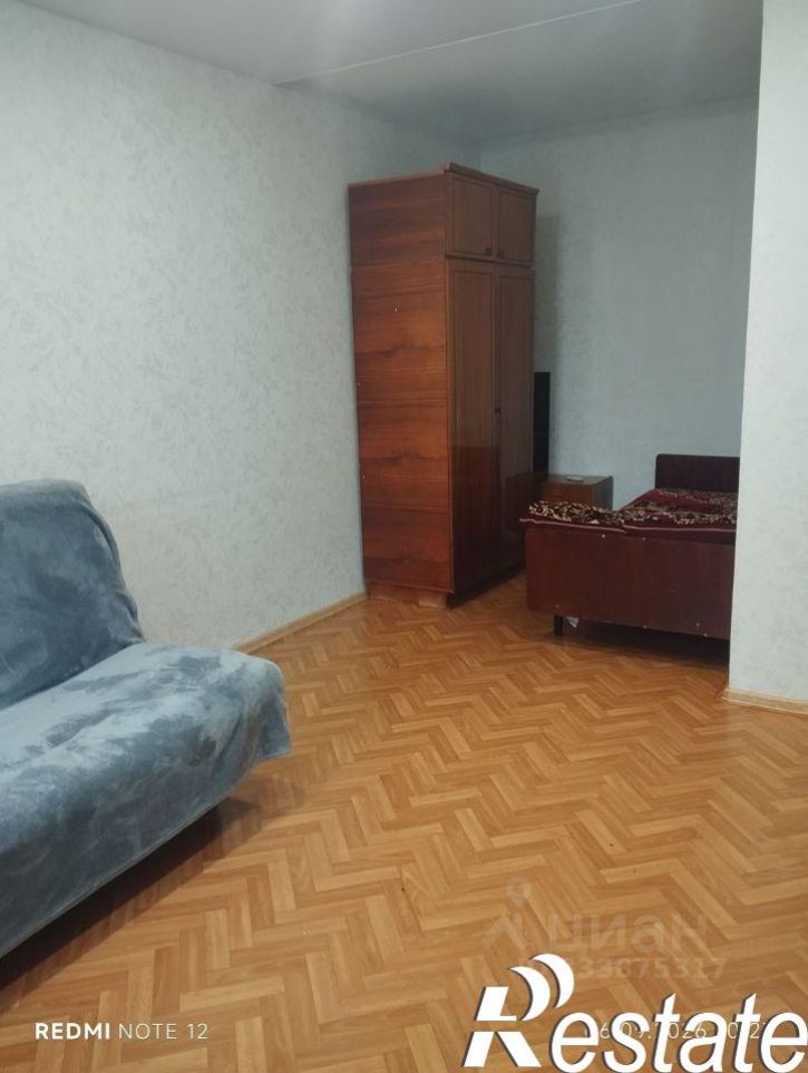 1-комн квартира улица 40 лет Победы, 124,  д. 124