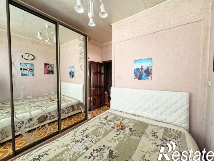 2-комн квартира Мира улица, 73