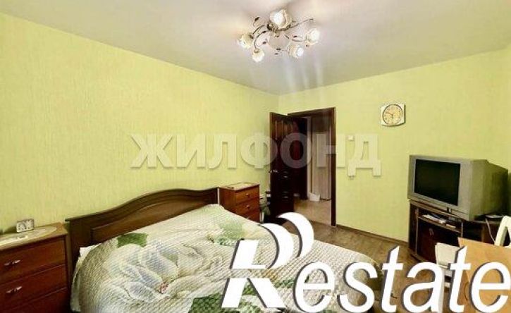 3-комн квартира Тополиная улица, 15,  д. 15