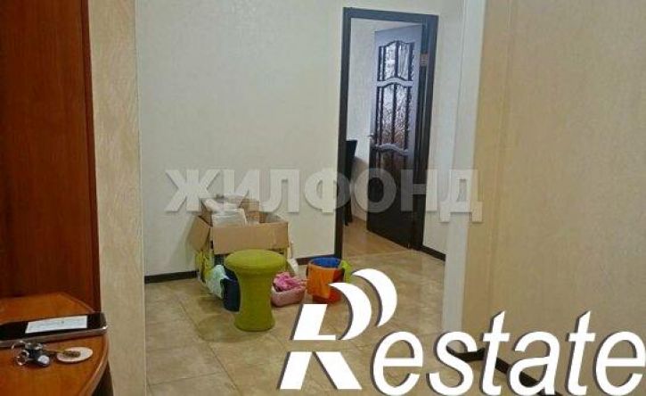 4-комн квартира улица 70 лет Октября, 72А,  д. 72А