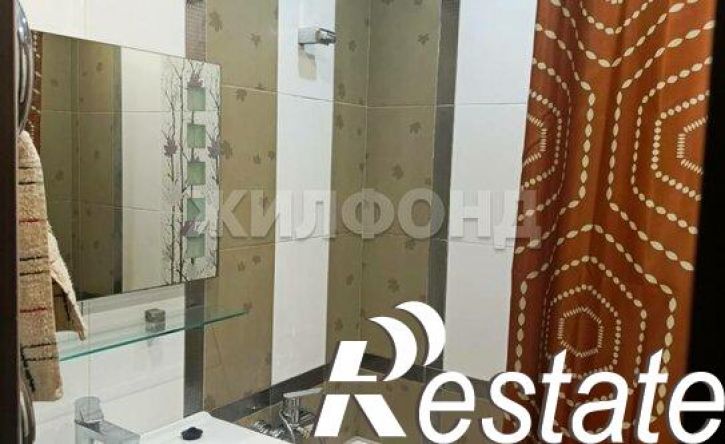 4-комн квартира улица 70 лет Октября, 72А,  д. 72А