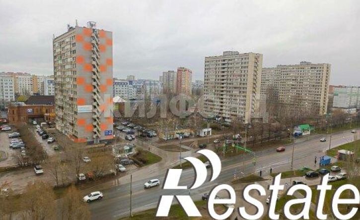 4-комн квартира улица 70 лет Октября, 72А,  д. 72А