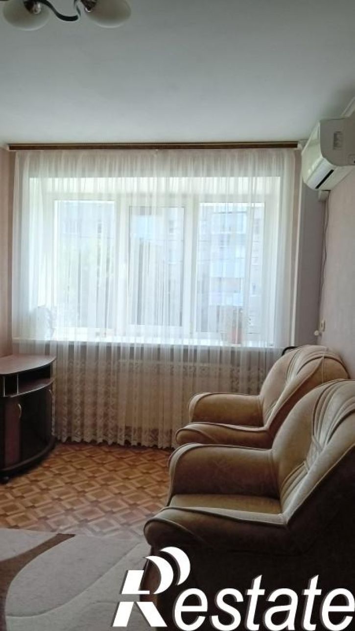 2-комн квартира Ленина, 77