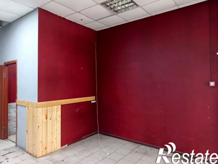 Торговое помещение Революционная улица, 13А,  д. 13А