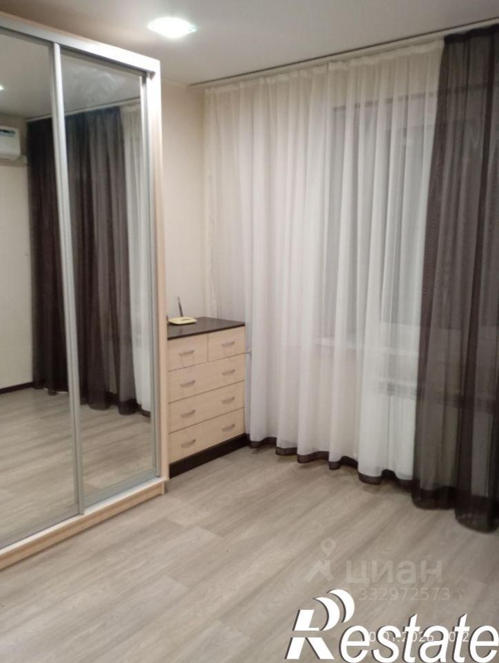 1-комн квартира улица Полякова, 28А,  д. 28А