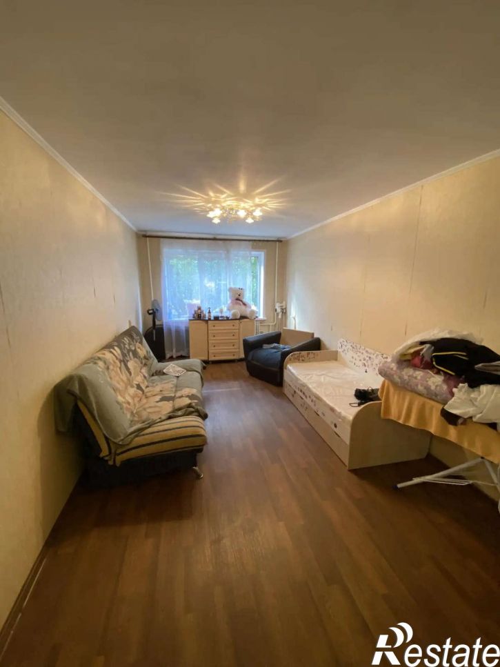 3-комн квартира Толстого улица, 28