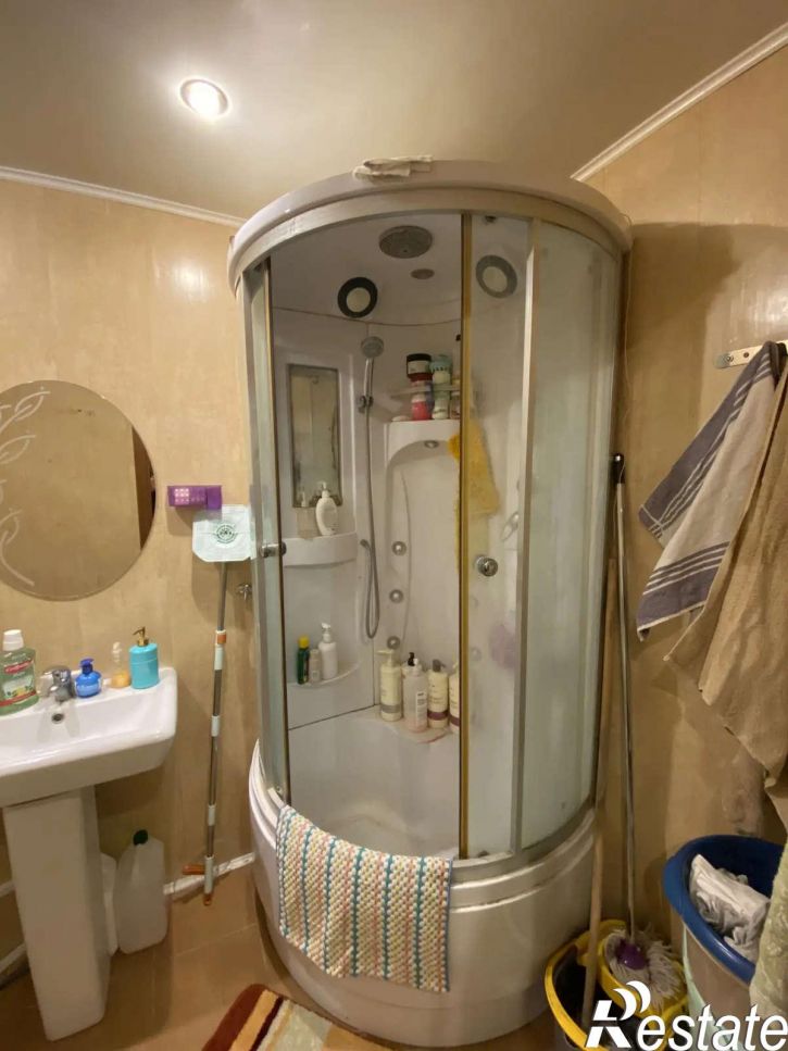 3-комн квартира Толстого улица, 28