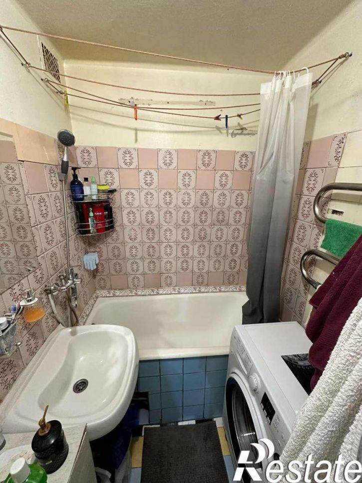 3-комн квартира Баныкина улица, 56